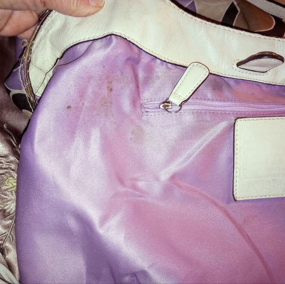 Coach Scarf Print;Satin Fabric,Good cond,just needs cleaning. - Picture 11 of 13